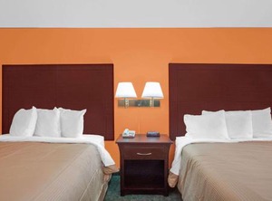 Days Inn | Moulton