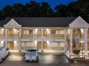 Days Inn | Nacogdoches