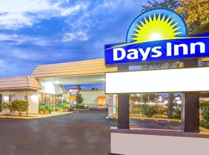 Days Inn | United Central