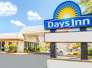 Days Inn | United Central