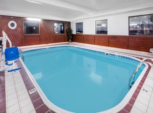 Days Inn | Watertown