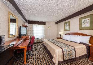 Days Inn | Yadkinville