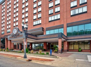 Radisson Hotel At The Capitol | Downtown