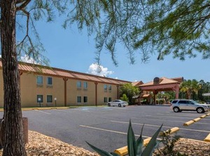 Hampton Inn Springs | Diamondhead