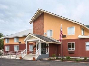 Econo Lodge Region | West Ossipee