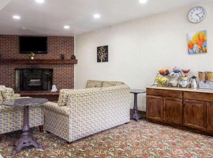 Econo Lodge Region | West Ossipee