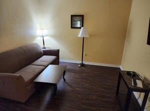 Econo Lodge Inn | Grand Rapids
