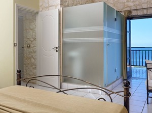 Emerald Classic Villa | Varvara