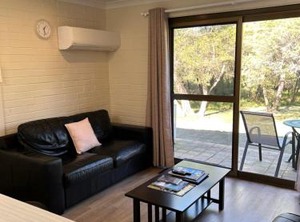 Emu Beach Chalets | Emu Point