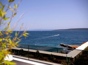 Secluded Seafront | Zavala