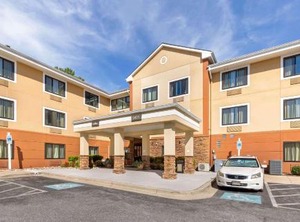 Stay America Suites Washington Landover | Lake Arbor