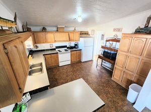 Waterfront Spacious Ft Covered Fishing | Buchanan Dam