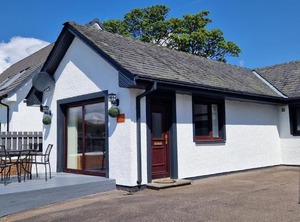 Cottage | Torlundy