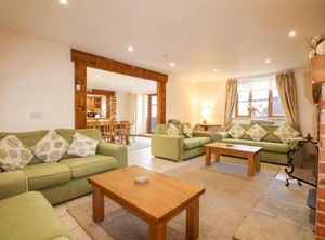 Hadleigh Farm Barn Lynn | King's Lynn