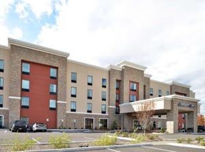 Hampton Inn Post | Painted Post