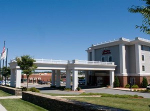 Hampton Inn Suites | Middletown