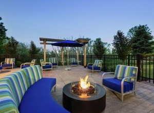 Hampton Inn Suites Rogers | Rogers
