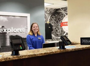 Hampton Inn Suites Rogers | Rogers