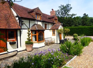 Handywater Cottage B | Lower Assendon