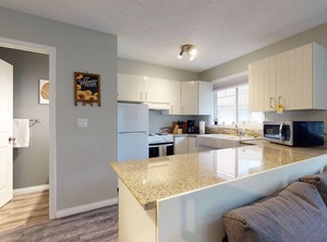 Banff Boundary Lodge | Harvie Heights