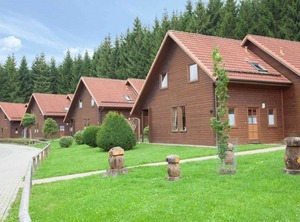 Log People Naturerlebnisdorf Blauvogel | Rotacker