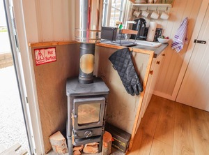 Heather Hut At Copy Hideaway Ear | Barnoldswick