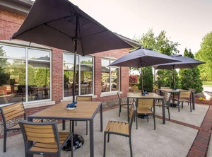 Hilton Garden Inn Manchester Downtown | Downtown