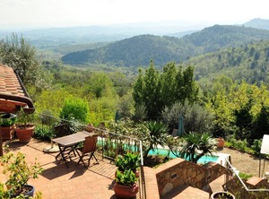 Holiday Montevarchi Persons Farmhouse | Moncioni