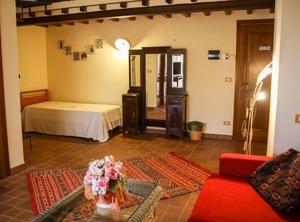 Holiday Manciano Persons Farmhouse | La Campigliola