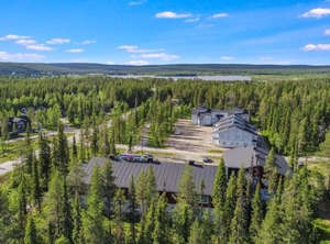 Holiday Yllästar | Akaslompolo