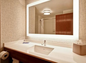 Wharf Newport | Middletown