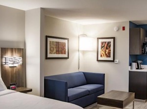 Holiday Inn Express Suites Overland Park Ihg Hotel | Overland Park