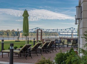 Holiday Inn Owensboro Riverfront Ihg Hotel | Owensboro