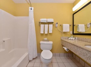 Holiday Inn Stevens Point Convention Ihg Hotel | Stevens Point