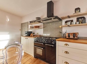 Host Stay Peacock | Tynemouth