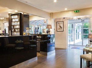 Hotel Acadie Les Ulis | Villebon-sur-Yvette