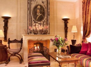 Residence Henri | Latin