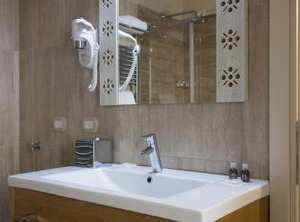Hotel Sesmones | Cornegliano Laudense