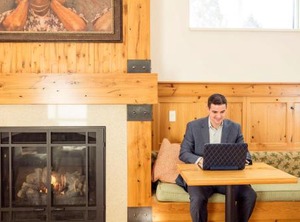 Hotel Skyler Syracuse Tapestry | Downtown Syracuse