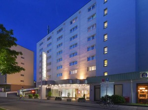 Hotel | Schwere-Reiter-Straße