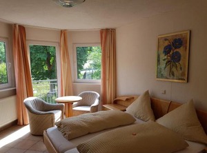 Hotel Zur Engelsburg | Hausen