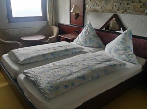 Hotel Zur Engelsburg | Hausen