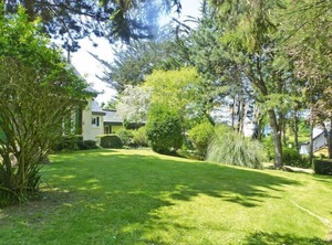 Holiday Hillion | Hillion