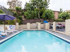 Howard Johnson | Mission Valley West