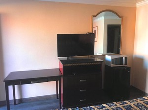 Hyland Motel | La Habra