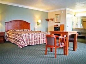 Ontario Airport Inn | West Athens