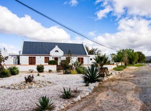 Lady Grey Cottage | McGregor