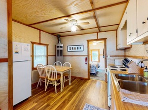 Catfish Cottage | Eagle River