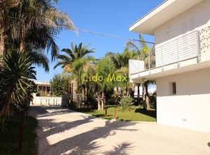 Lido Max Torre Lapillo | Torre Lapillo