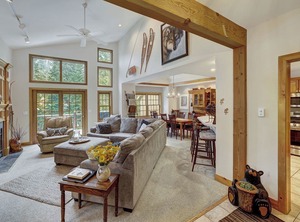 Settlers Dr | Peak 8